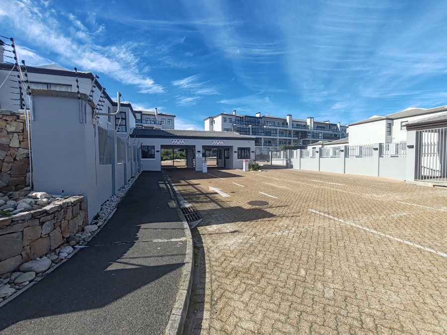 To Let 2 Bedroom Property for Rent in Big Bay Western Cape